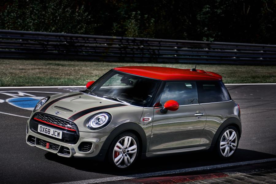  Mini John Cooper Works (F56) 2018 года  (WW) (фото 11 из 16)